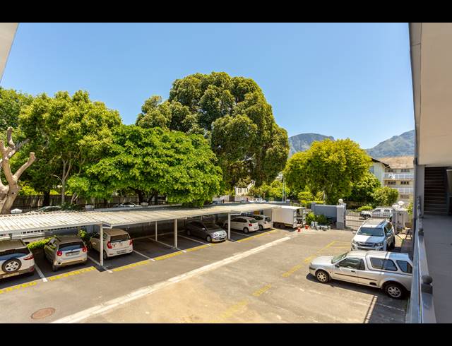 2 BEDROOM APARTMENT FOR SALE IN KENILWORTH UPPER